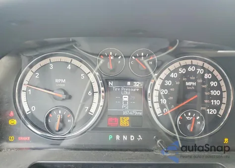 2010 Dodge Ram 1500 z USA, uszkodzony, nr VIN 1D7RB1CT4AS100403